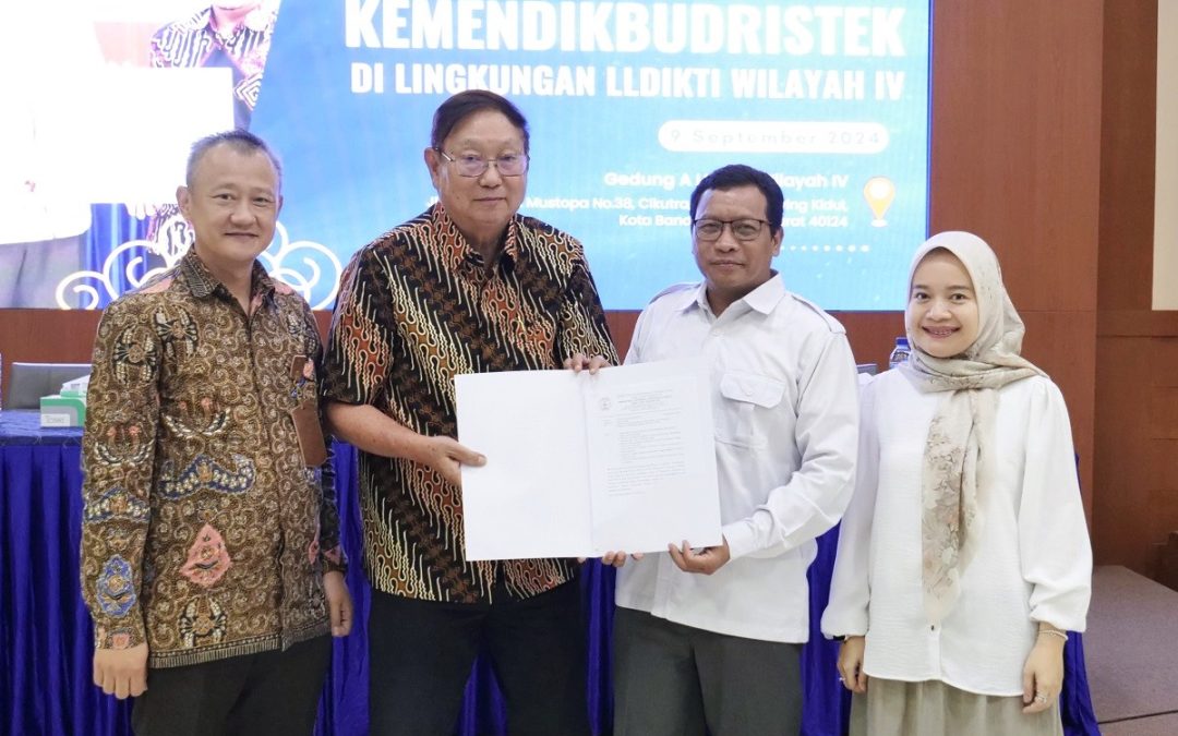 UNPAR Resmi Terima SK Penyatuan STKIP Surya